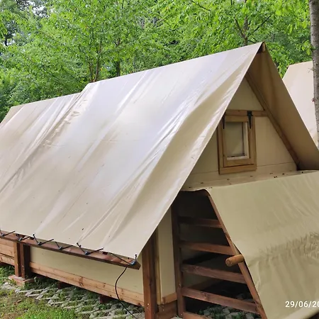 Saecula Natural Village Experience Campingplads *