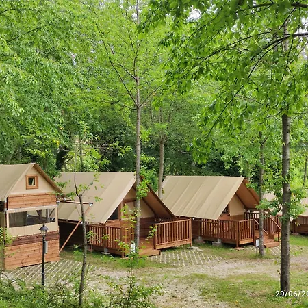 Saecula Natural Village Experience *