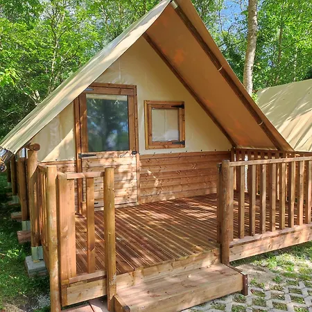 Saecula Natural Village Experience Campingplatz Force