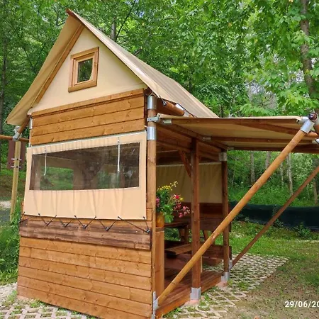 Campingplads Saecula Natural Village Experience