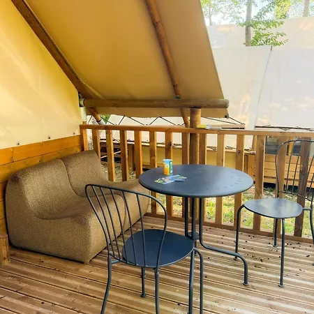 Saecula Natural Village Experience Campingplads *