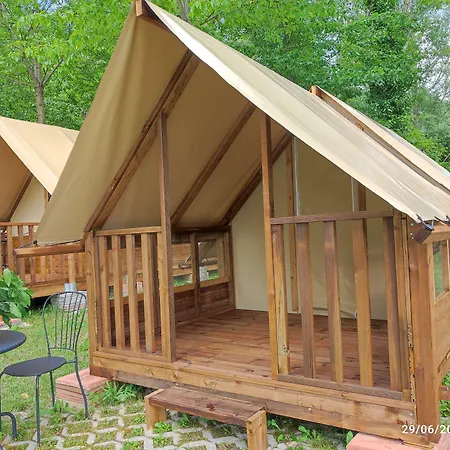 Campingplads Saecula Natural Village Experience Force