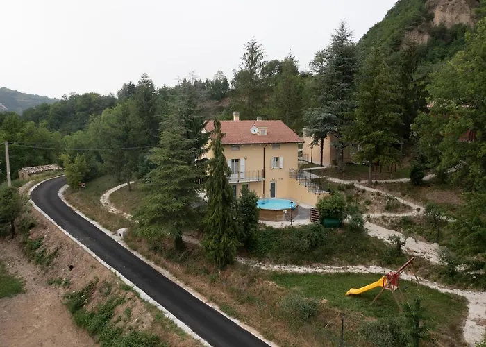 Saecula Natural Village Experience *