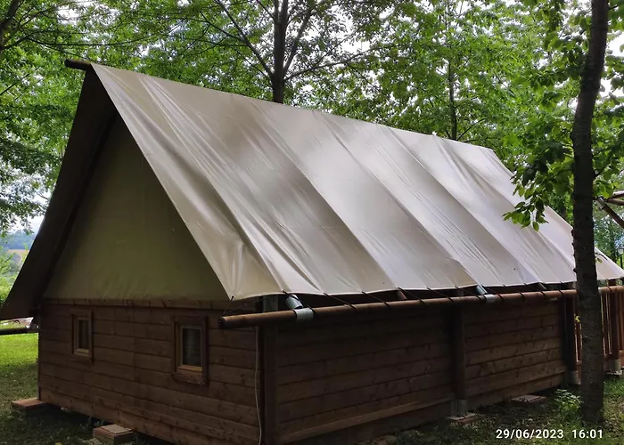 Κάμπινγκ Saecula Natural Village Experience Force