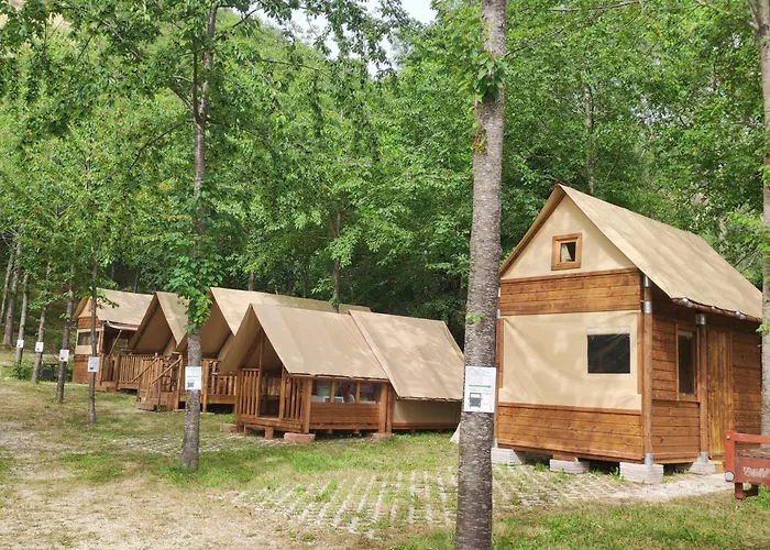 Saecula Natural Village Experience Κάμπινγκ *