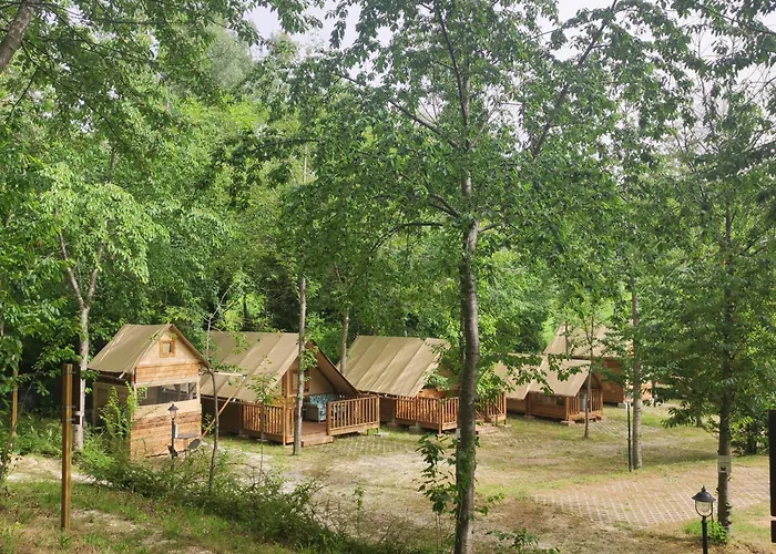 Saecula Natural Village Experience *