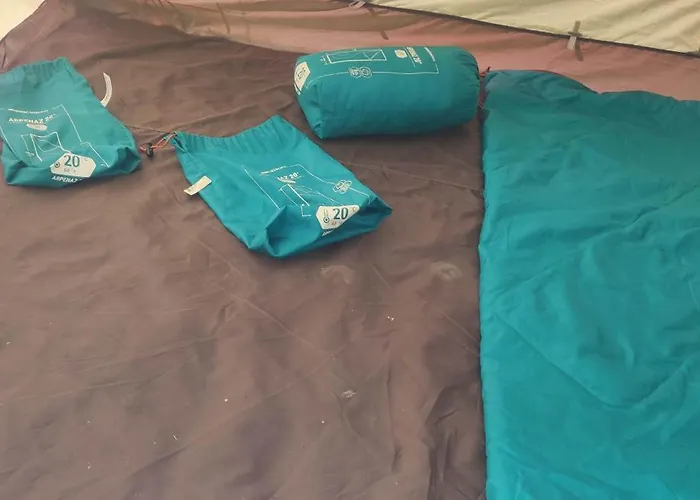 Saecula Natural Village Experience Κάμπινγκ *