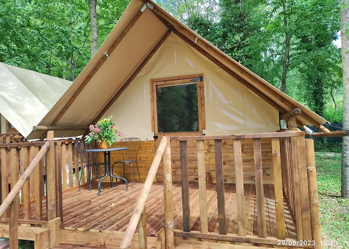 Saecula Natural Village Experience Κάμπινγκ